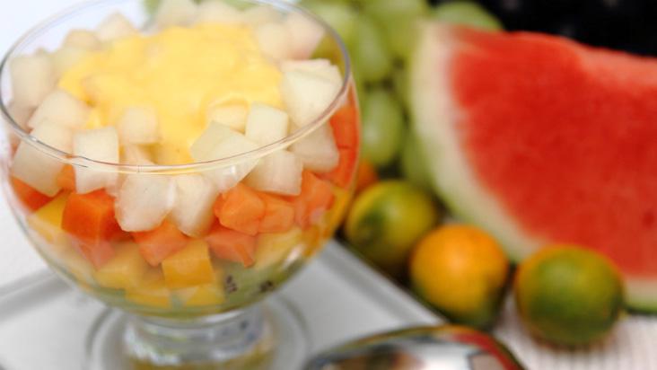 Creme de manga incrementa a salada de frutas (Foto: Reprodução)